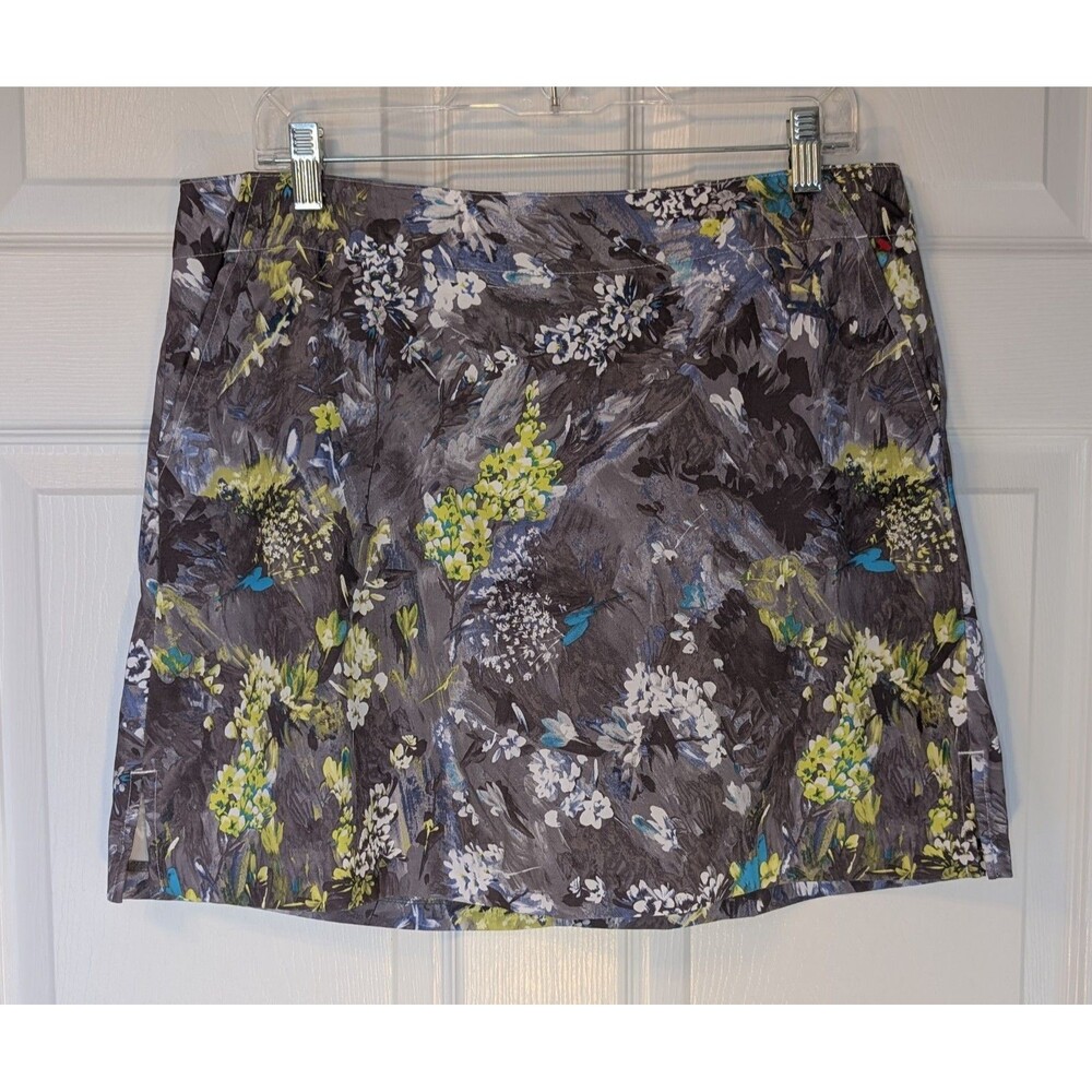 Lady Hagen Floral Golf or Tennis Skort in Gray, Yellow & Blue - Picture 7 of 7